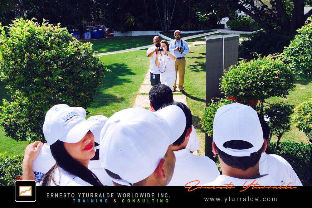Team Building Guatemala | formación experiencial en colaboración organizacional